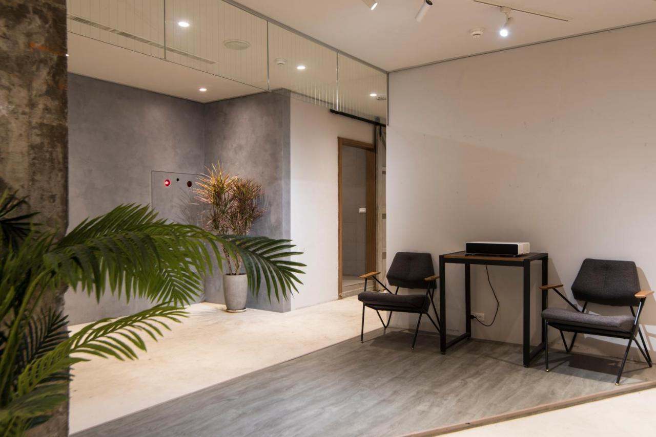 Sparrow Hotel Taizhong Zewnętrze zdjęcie