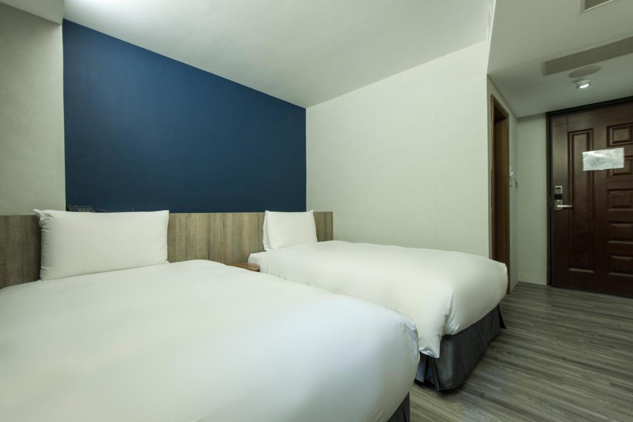 Sparrow Hotel Taizhong Zewnętrze zdjęcie